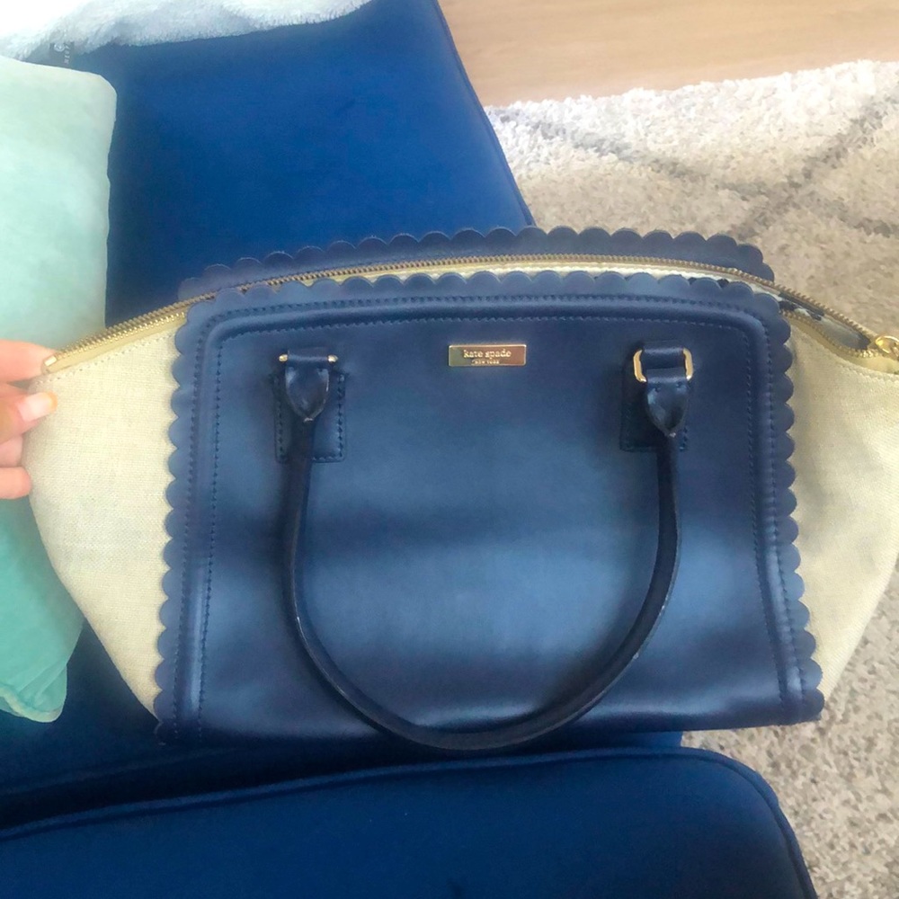 Beautiful navy blue and khaki purse.